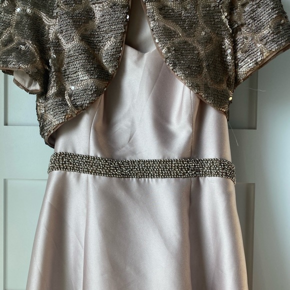 Formal Gown with Jacket - Picture 5 of 15